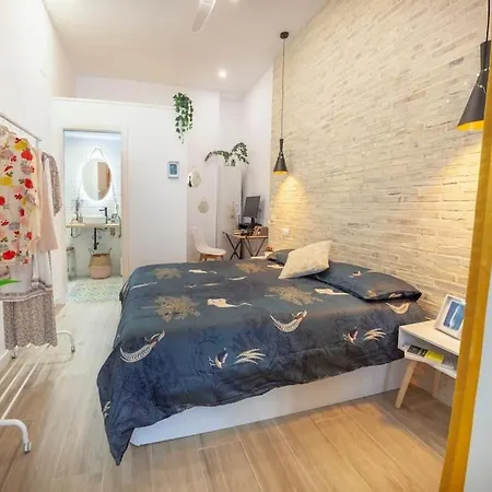 Ra - Stylish City Loft - Walk To The Best Of Valencia Exterior photo